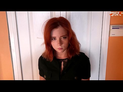 ❤️ Guarda de Segurança Punida Mulher Bonita por Roubo em Compras - Cum In Mouth ❤️❌ Sexo superior em nós ❌