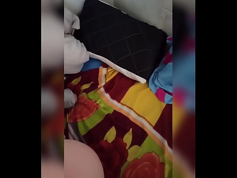 ❤️ Minha colega de quarto fica sozinha em casa porque seu marido vai de férias e eu aproveito para fodê-la e encher seu traseiro de leite ❤️❌ Sexo superior em nós ❌